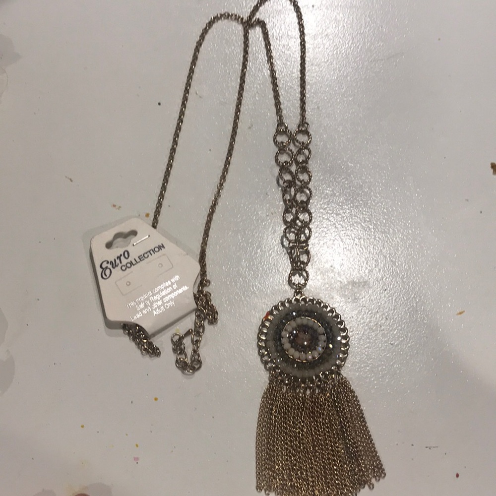 Medallion necklace pendant